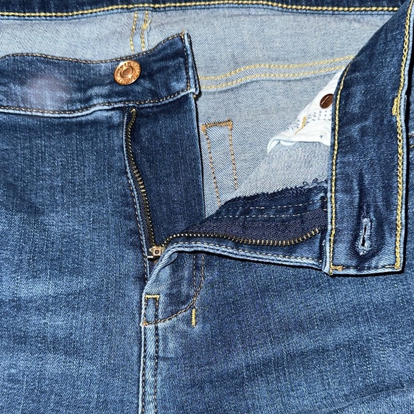 7 For All Mankind DOJO Tailorless Jeans - Picture 11 of 12